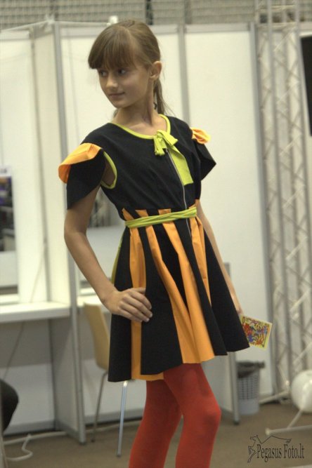 moters_pasaulis_modeliu_mokykla_143